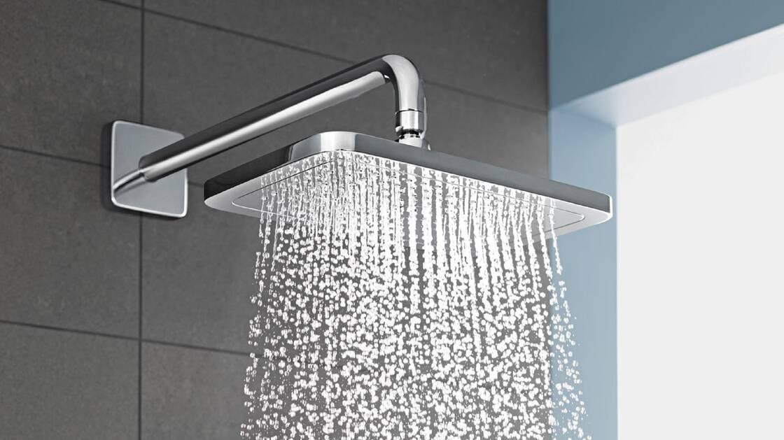 croma-e_overhead-shower_part-ambiance_16x9.jpg