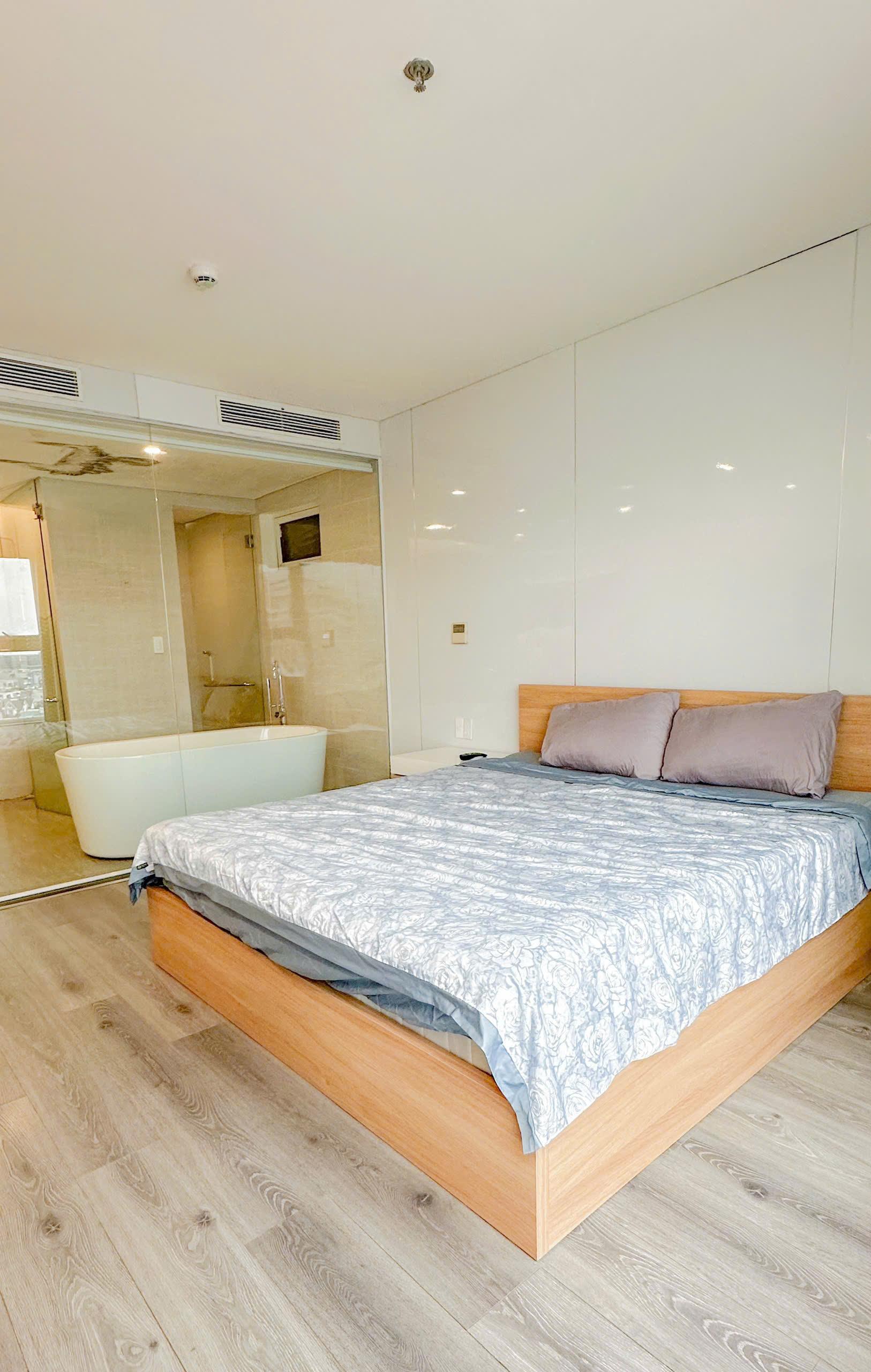Fhome Zen Diamond Suites ダナン｜海とハン川を望む広々とした1ベッドルーム賃貸アパートメント