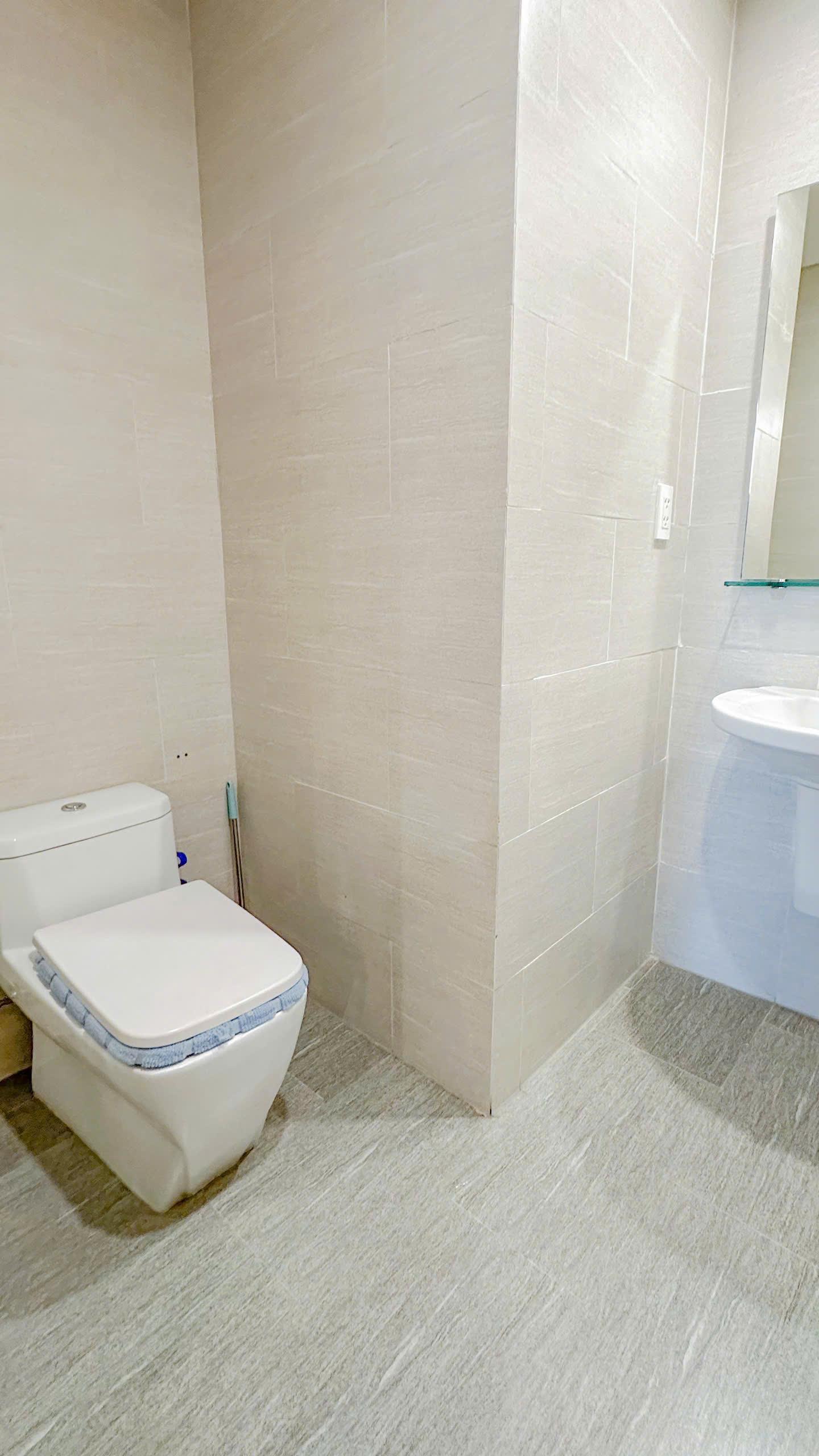 Fhome Zen Diamond Suites ダナン｜海とハン川を望む広々とした1ベッドルーム賃貸アパートメント