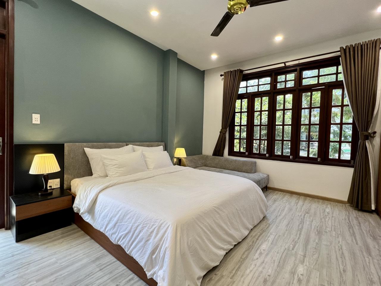 Qi Homestay、ミーケー ビーチ近くのマンスリー レンタル