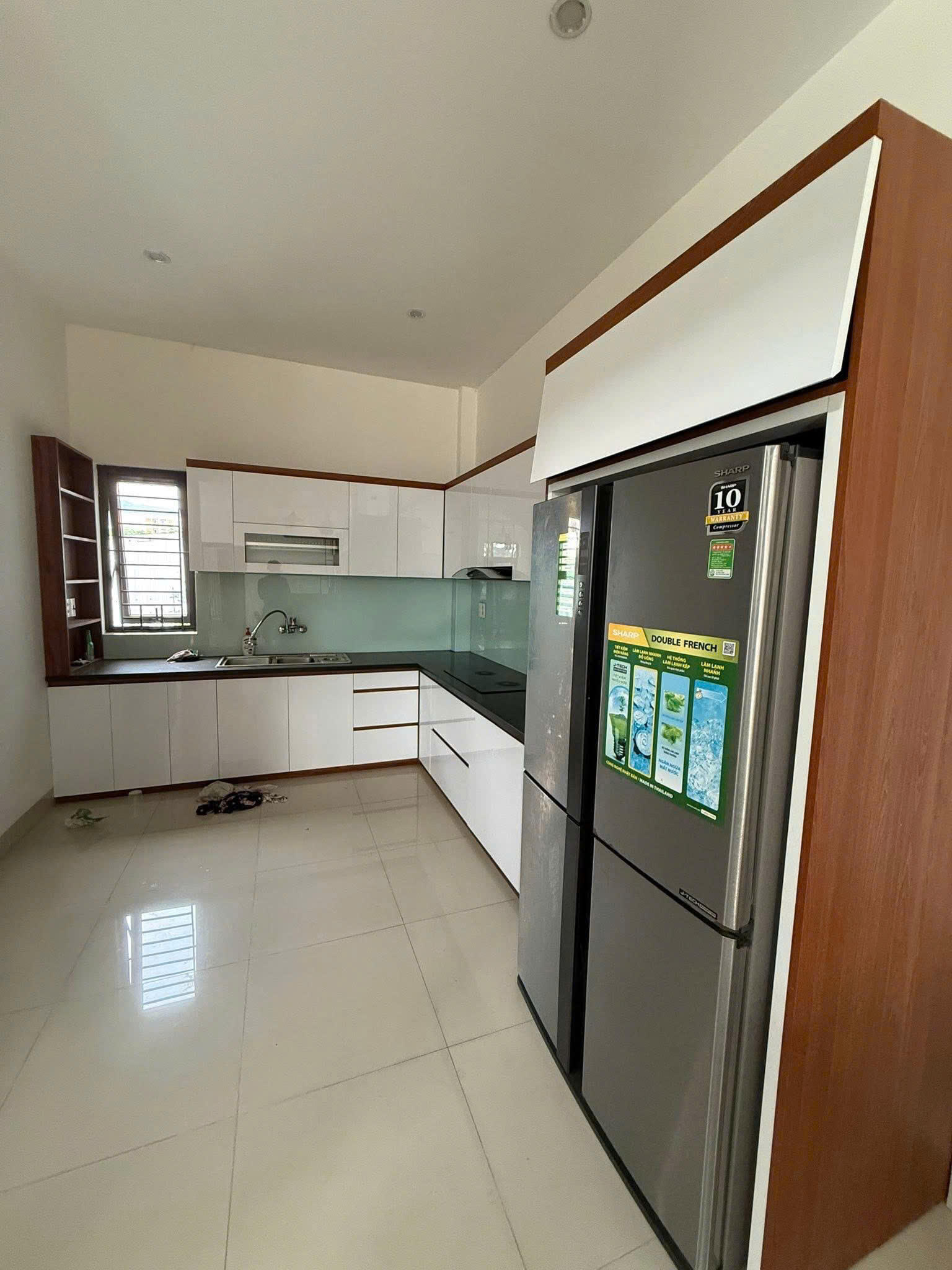 新築高級デザイン住宅 ― 4ベッドルーム賃貸