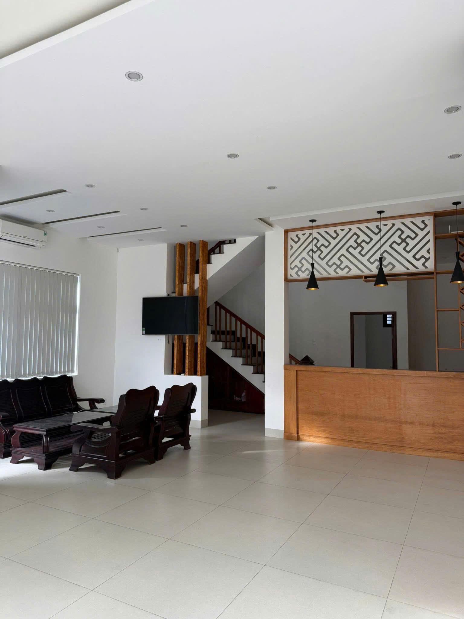 新築高級デザイン住宅 ― 4ベッドルーム賃貸