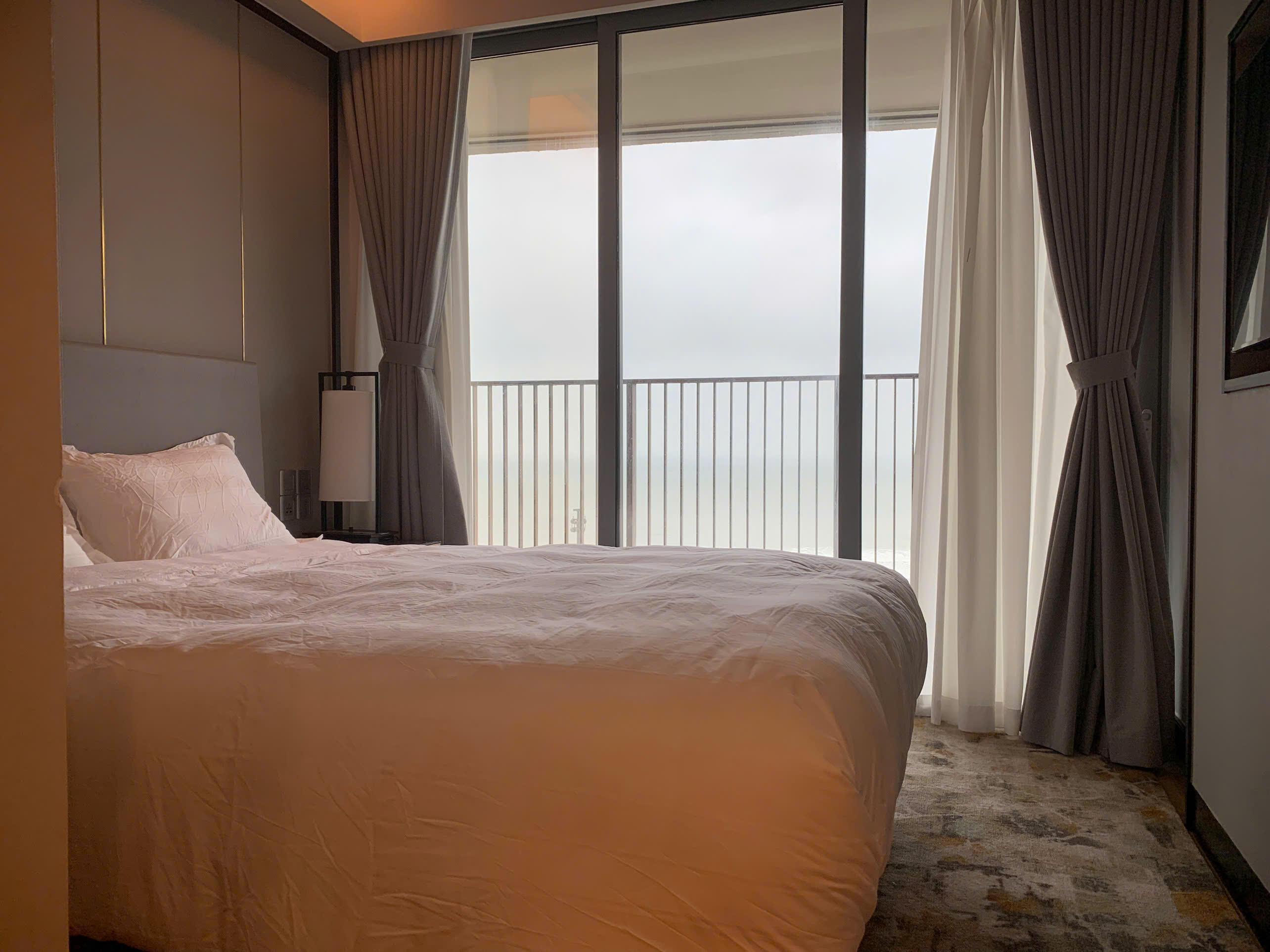 Wyndham Soleil 2ベッドルームの高級アパートメント賃貸 -ミーケービーチを一望できるオーシャンビュー