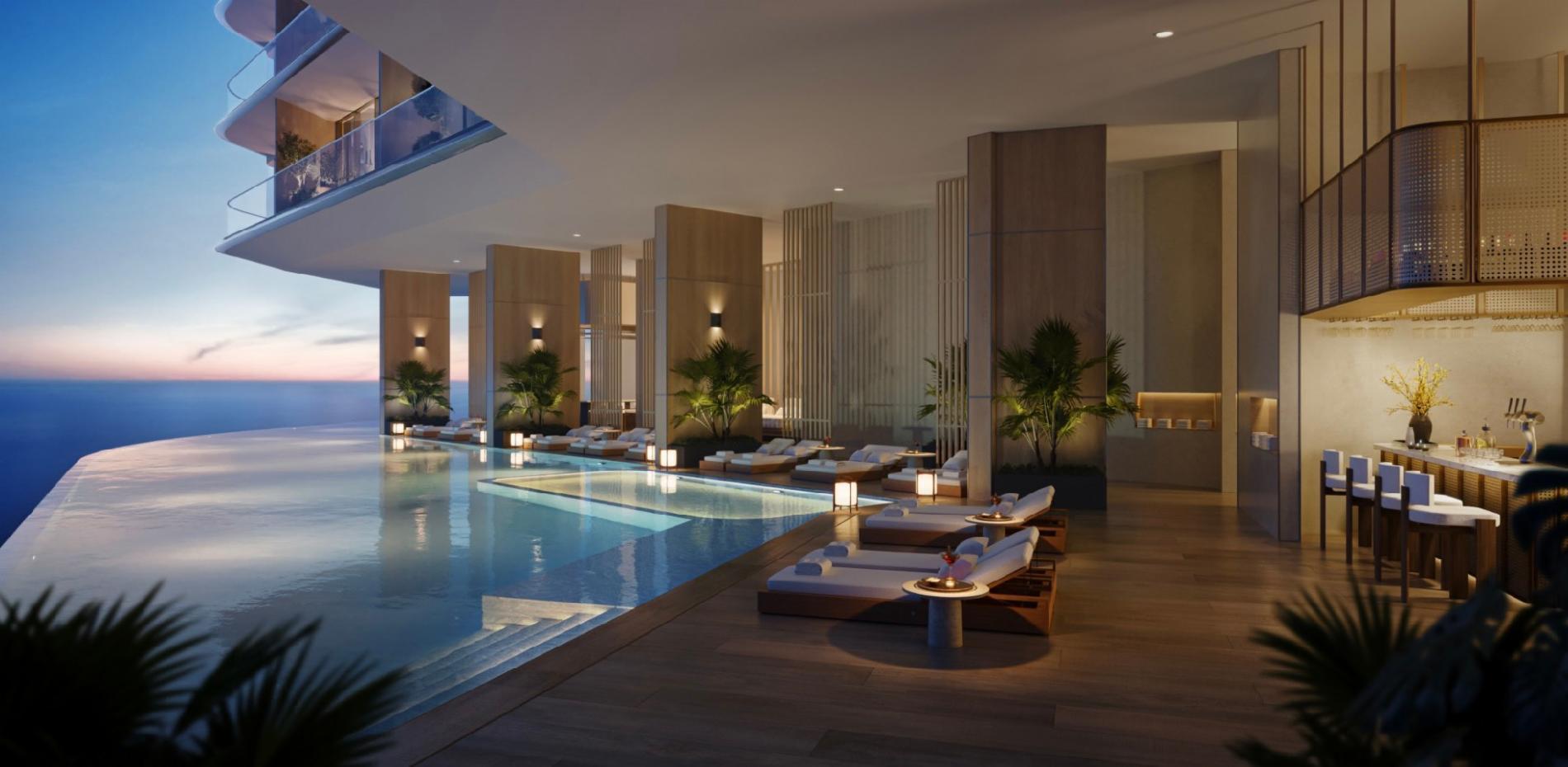 LUXURY REDEFINED　　INFINITY POOL, ROOFTOP BAR & WORLD-CLASS NOBU DINING