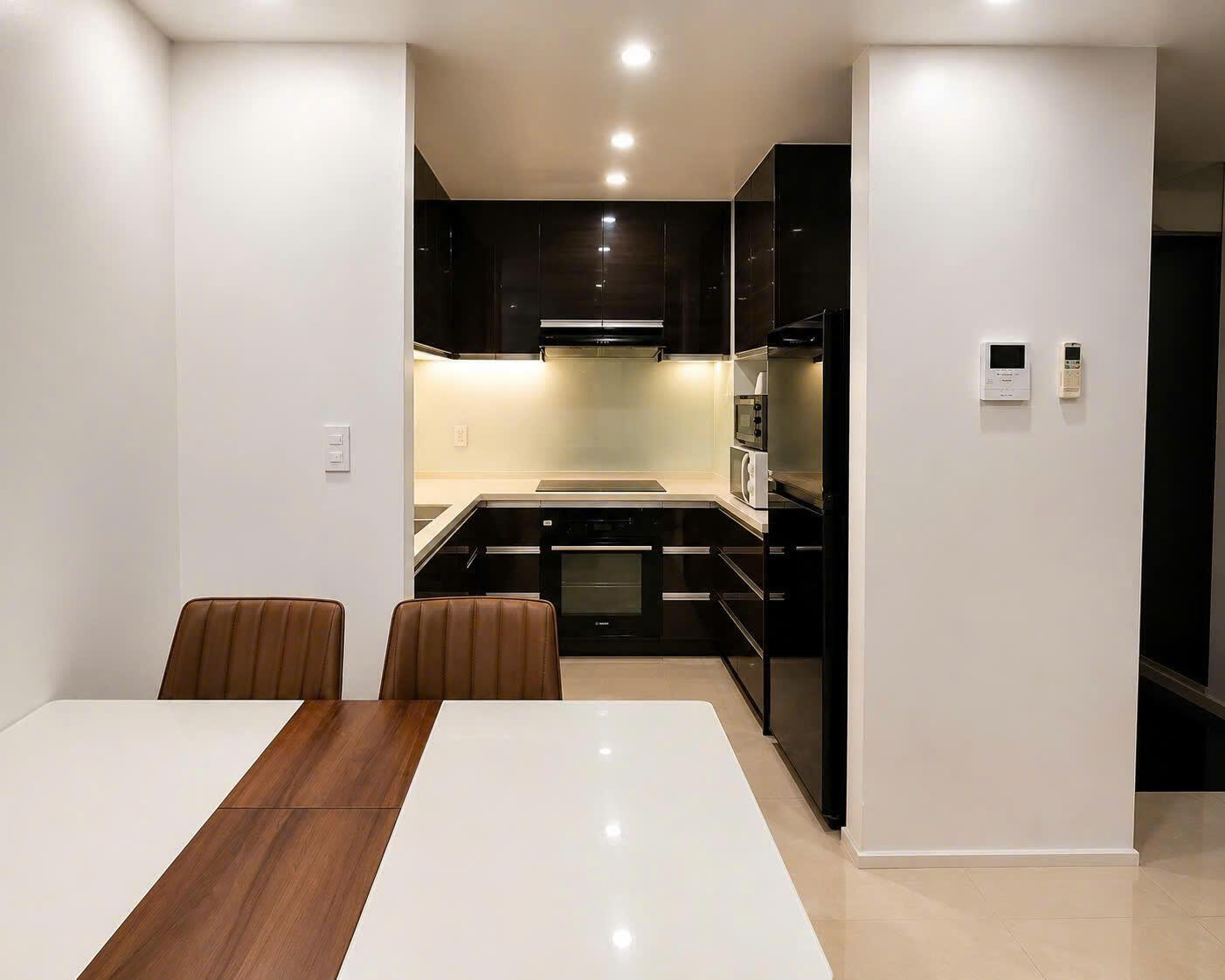 Luxury 2-bedroom apartment for rent at Hiyori