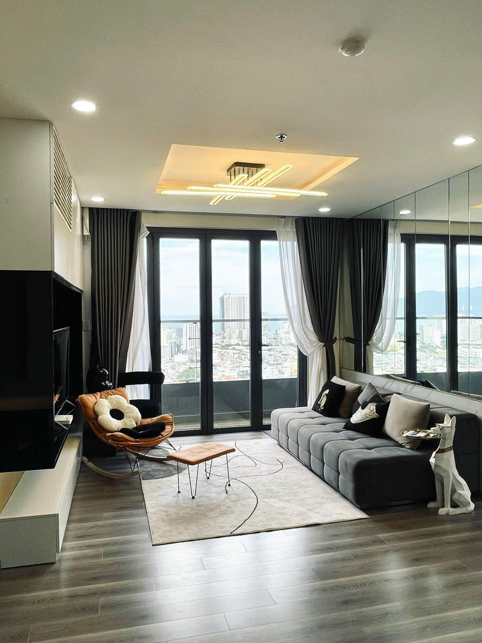 3-Bedroom Apartment with Han River view in Monarchy | High floor