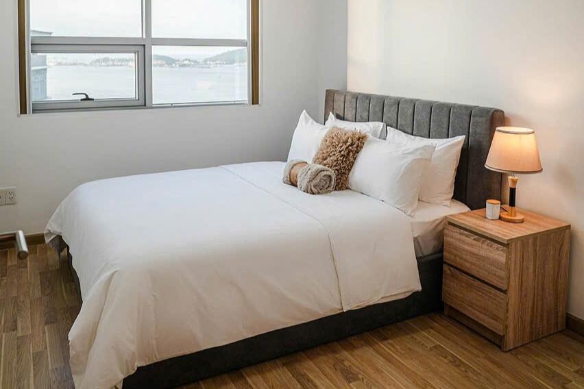 Luxury corner 2-Bedroom Apartment for Rent at Blooming Tower Danang | Panoramic Han River & Son Tra mountain View