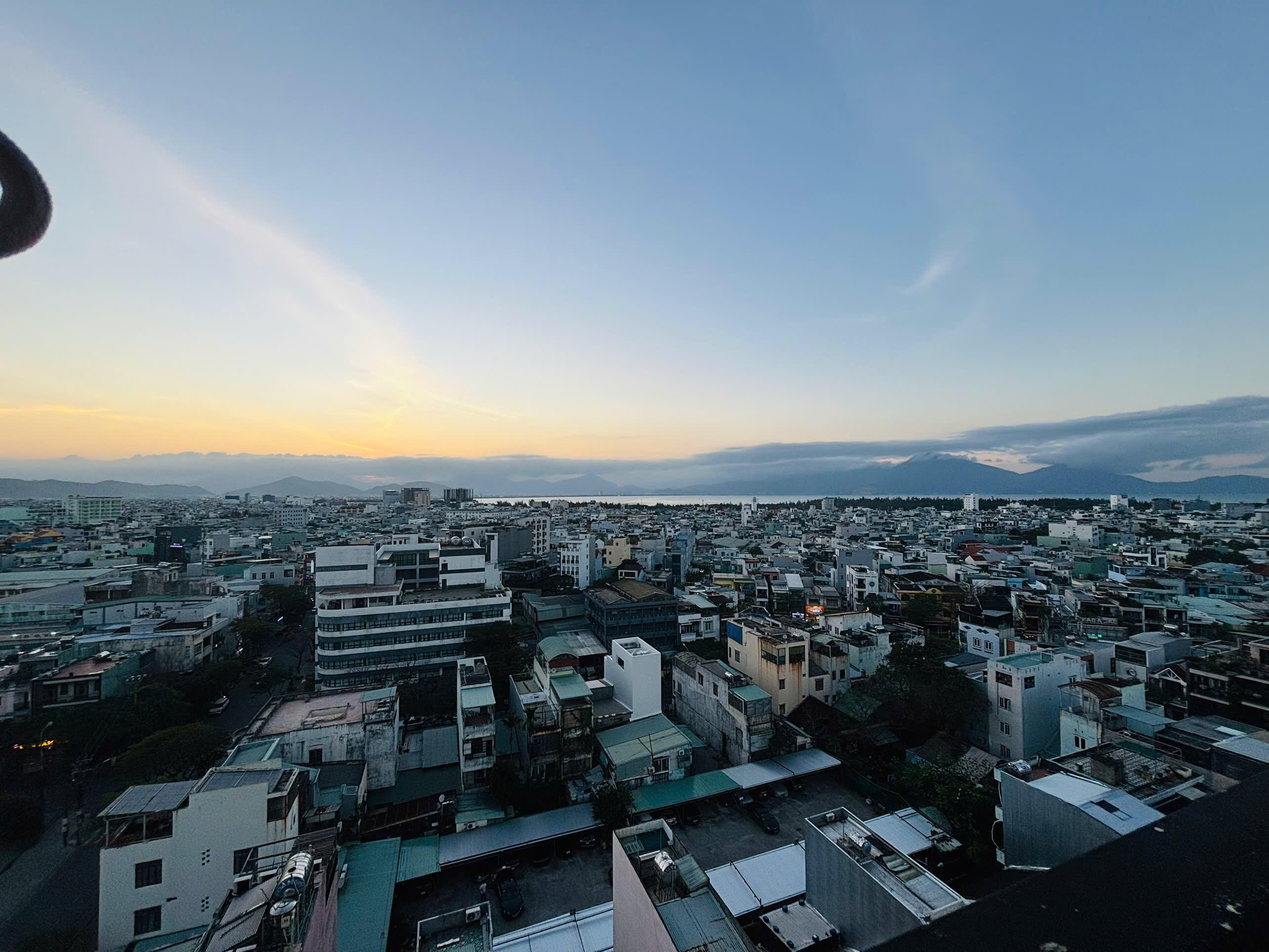 Comfortable 2-Bedroom Apartment for Rent at Fhome Block B, Da Nang | Han River and mountain View
