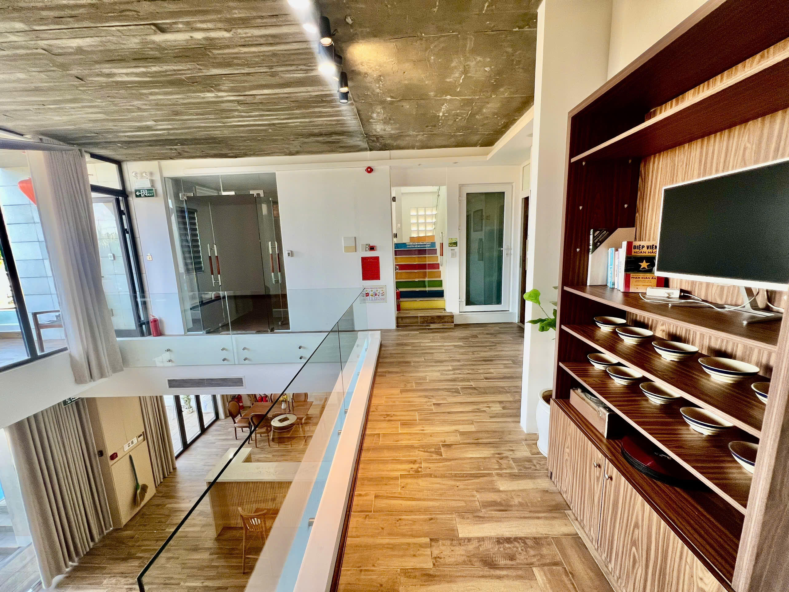 Luxury swimming pool Villa for Rent in Son Thuy area | Tourism area close to Crown International Club 