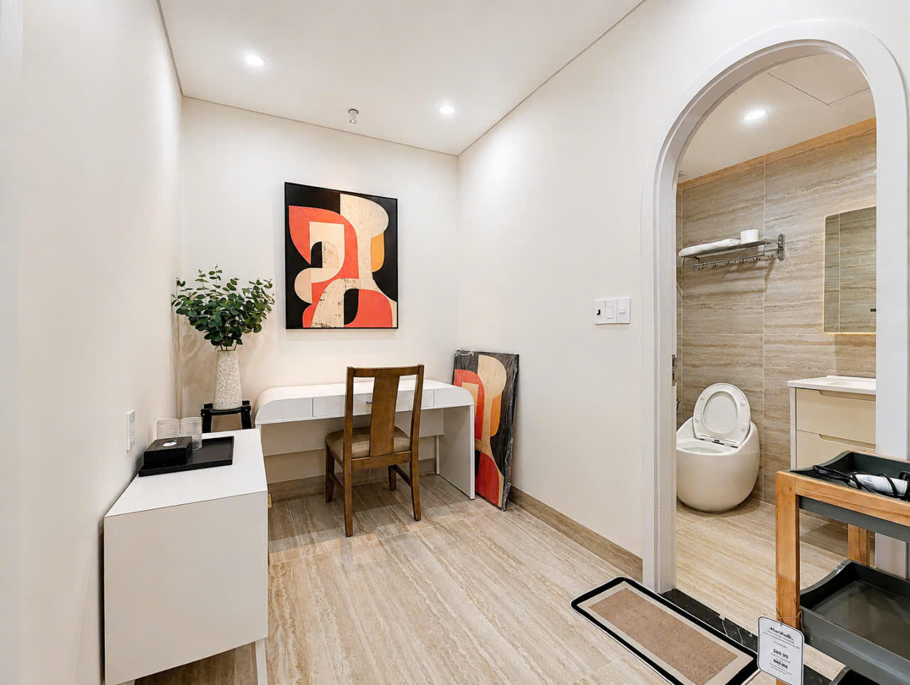 1-Bedroom Apartment with City View & Workspace for Rent at Panoma Da Nang | Short-Term Rental