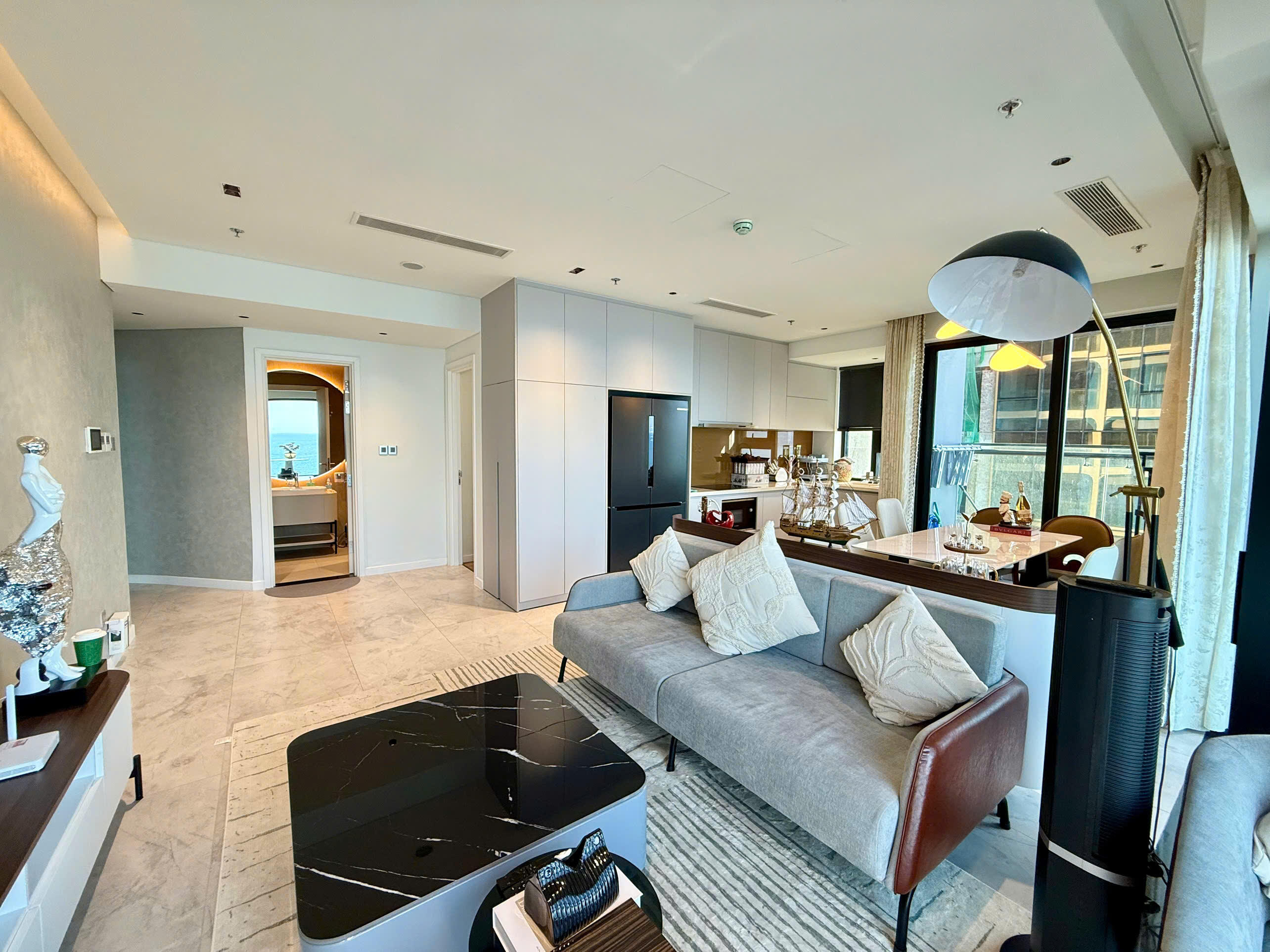 Luxury 2-Bedroom Beachfront Apartment | Times Square Da Nang - FUTA Residence | Direct ocean view