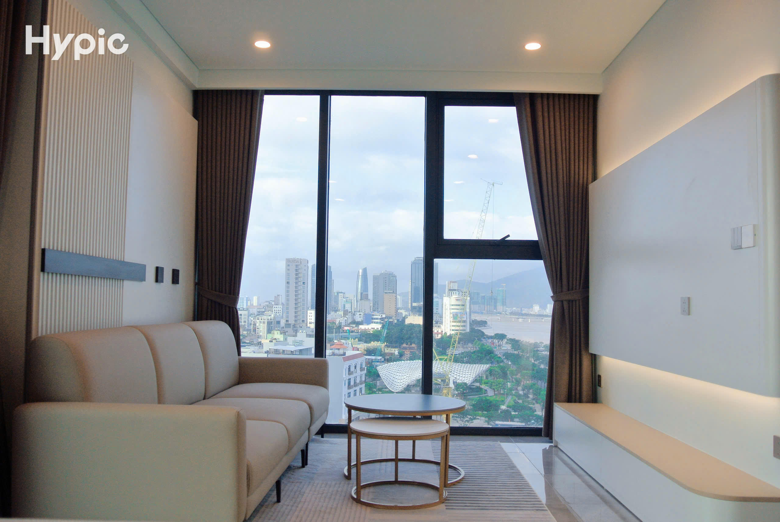 City and Han River View | Luxury 2-Bedroom Apartment for Rent at the Filmore Da Nang