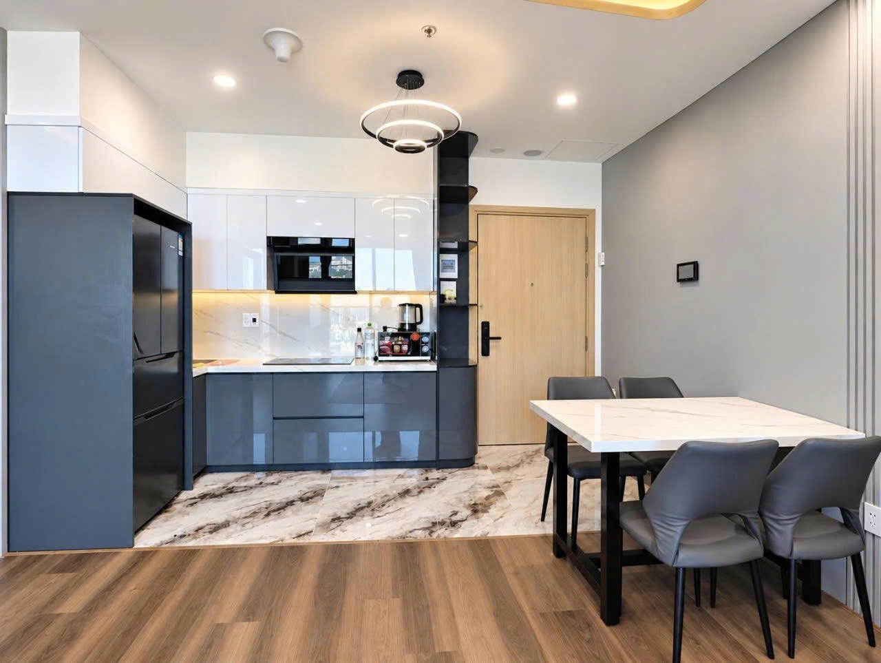 1-Bedroom Apartment with Ocean View & Workspace for Rent at Panoma Da Nang | High floor 