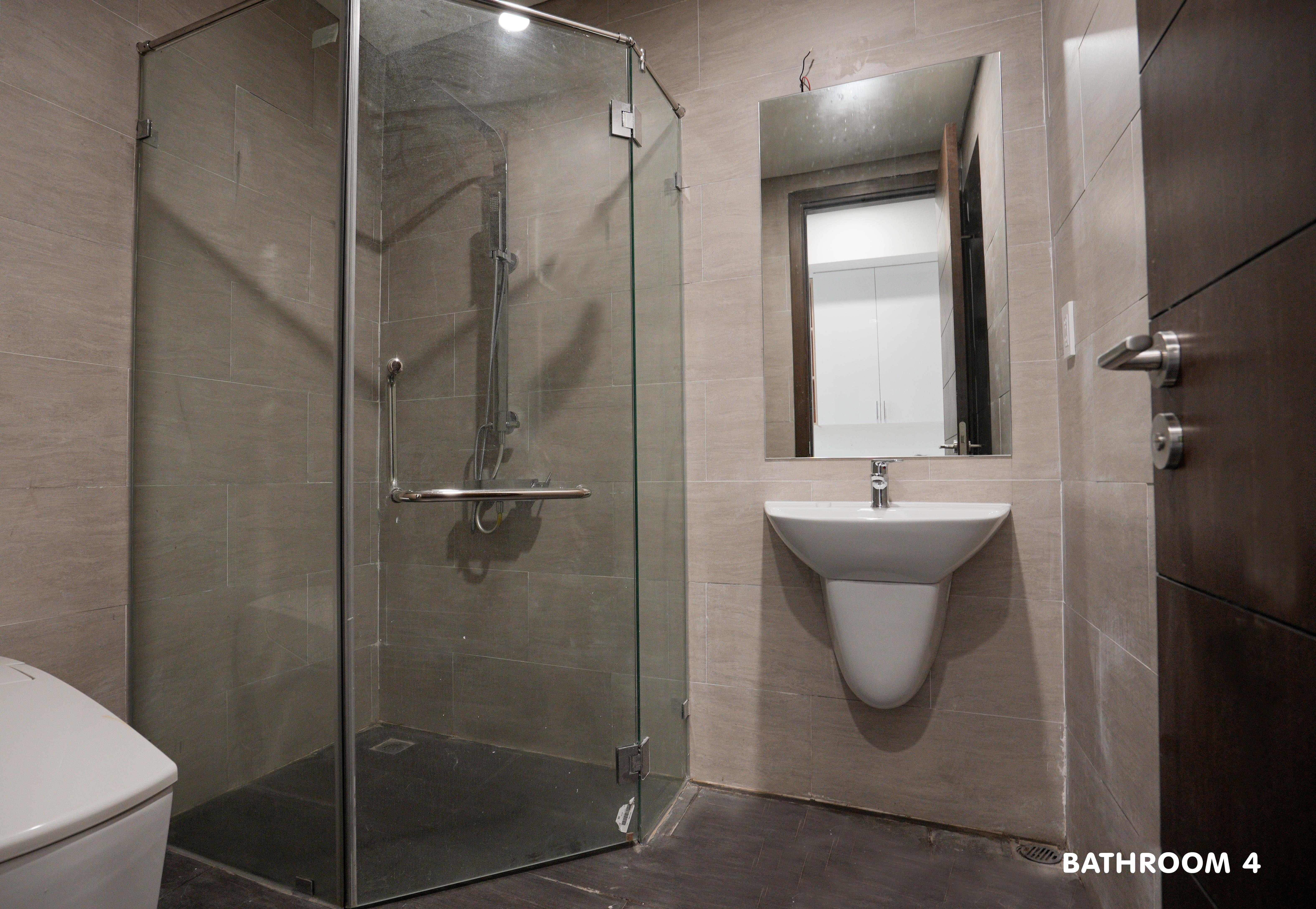 High-Floor 4-Bedroom Apartment for Rent at Fhome Zen Diamond Suites, Da Nang | Sea View