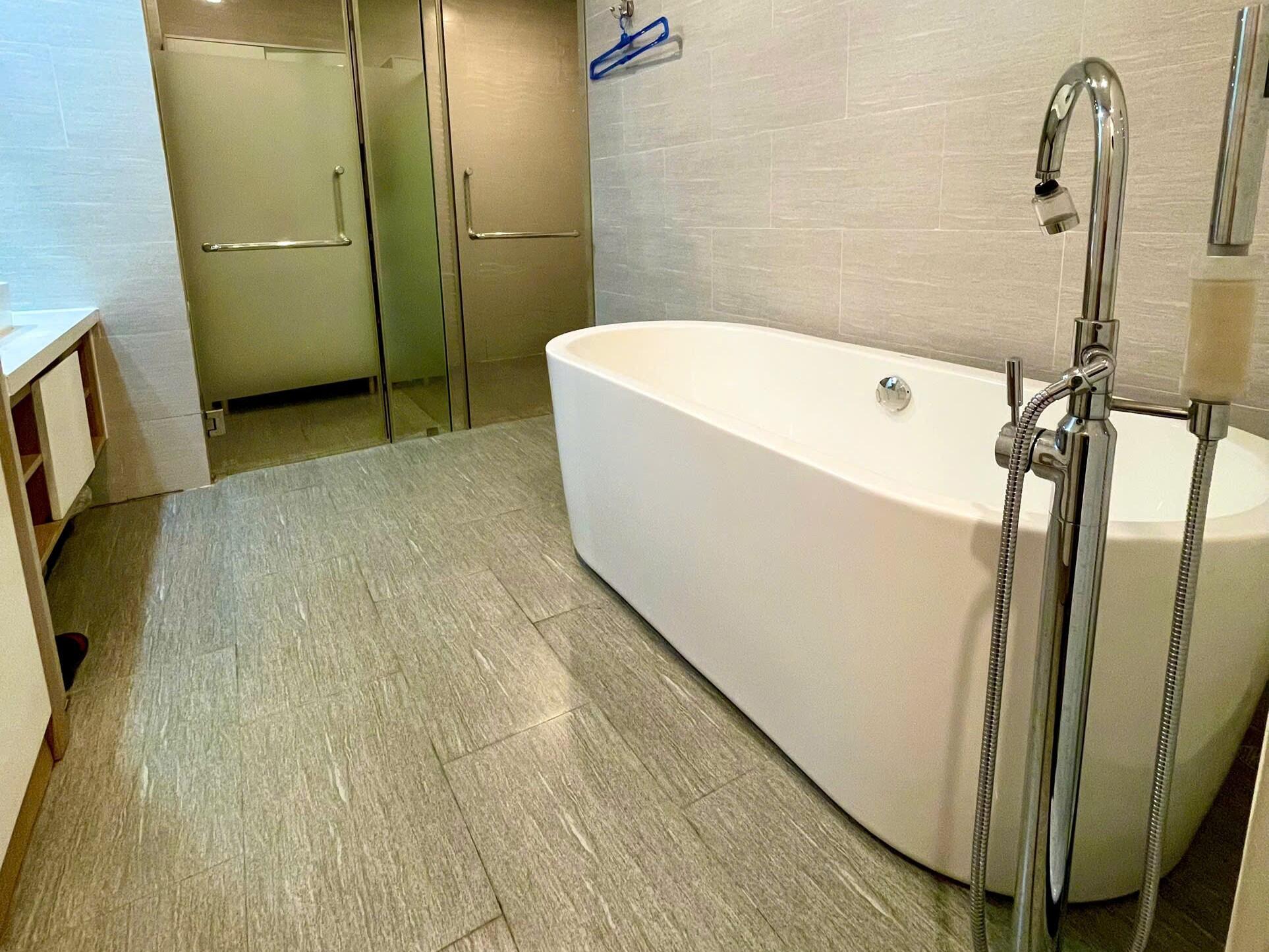 High-Floor 3-Bedroom Apartment for Rent at Fhome Zen Diamond Suites, Da Nang | Han River View