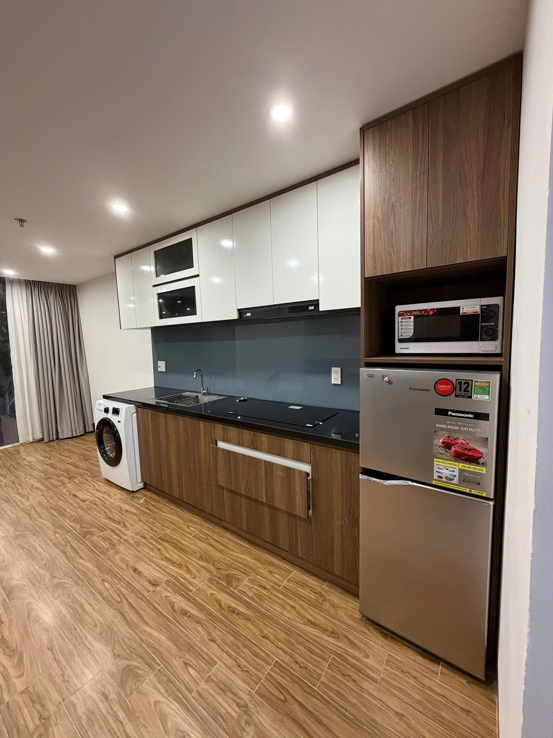 Cozy 1-Bedroom Studio Near My Khe Beach & Local Market