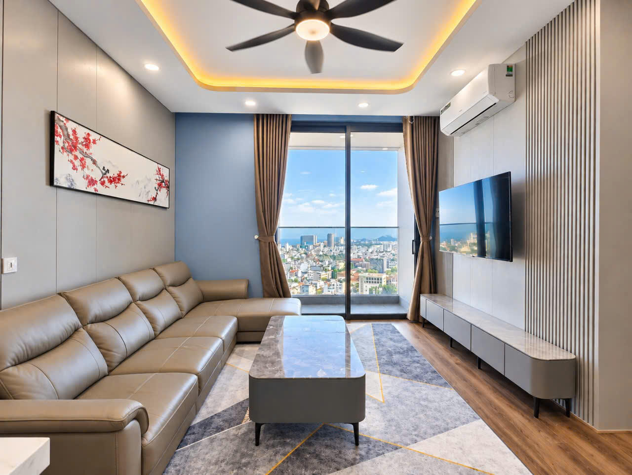 1-Bedroom Apartment with Ocean View & Workspace for Rent at Panoma Da Nang | High floor 