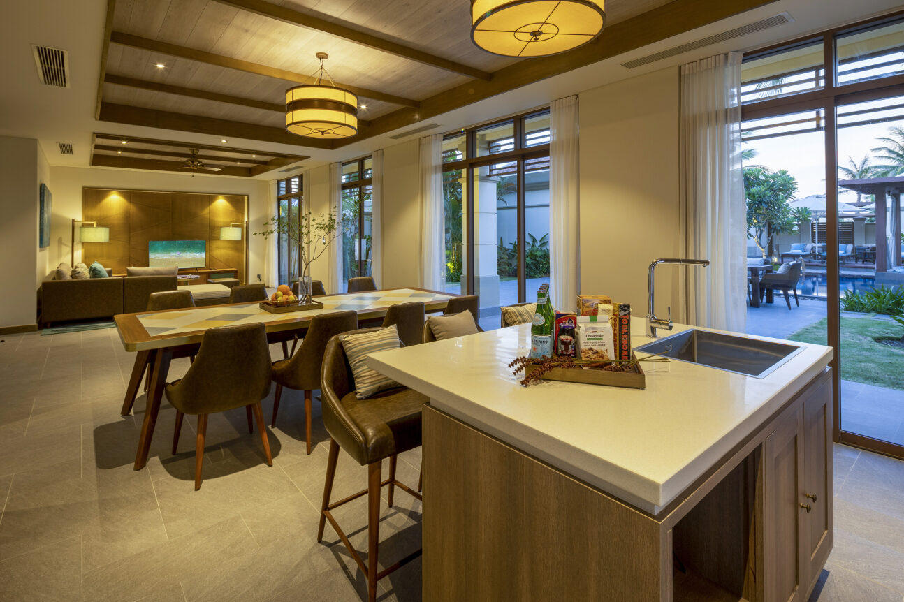 FUSION RESORT & VILLAS DA NANG,4BDR