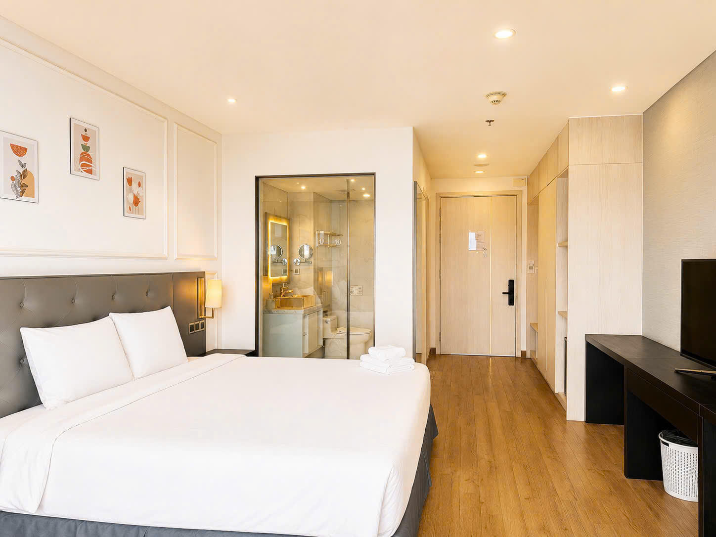 Studio with Bay Views at Wyndham Danang Golden Bay