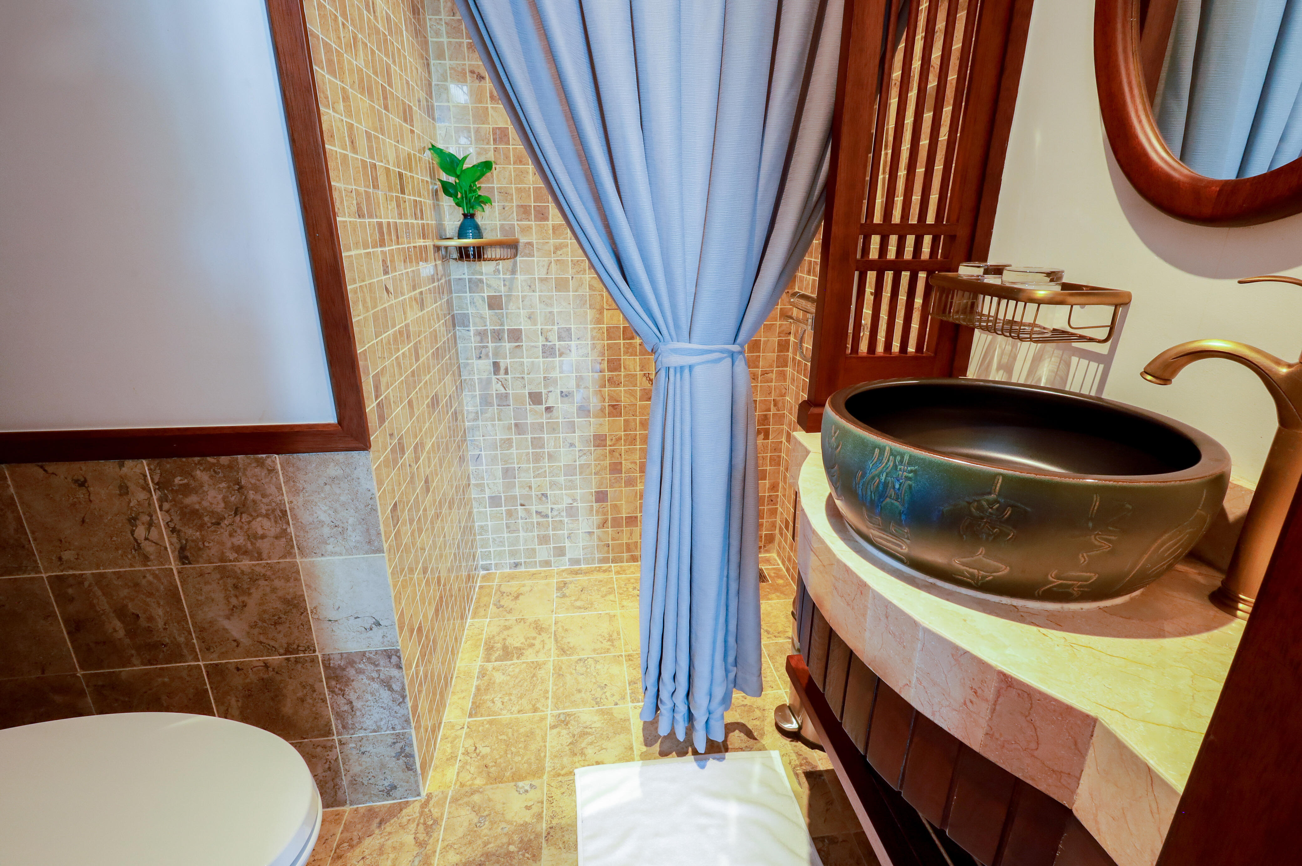 2 bedroom An Thuong, near the sea, 90 m2, rooftop swimming pool.