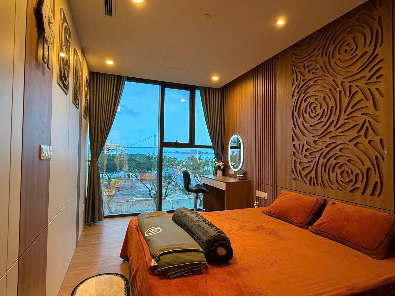 Elegant & Spacious 2-Bedroom Apartment at Sam Towers