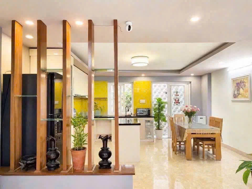 Spacious 3-Bedroom House Near the Beach & Han River