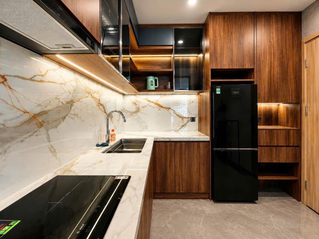 Elegantly Designed Studio at Panoma 2