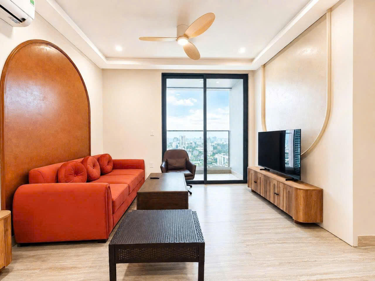 1-Bedroom Apartment with City View & Workspace for Rent at Panoma Da Nang | Short-Term Rental