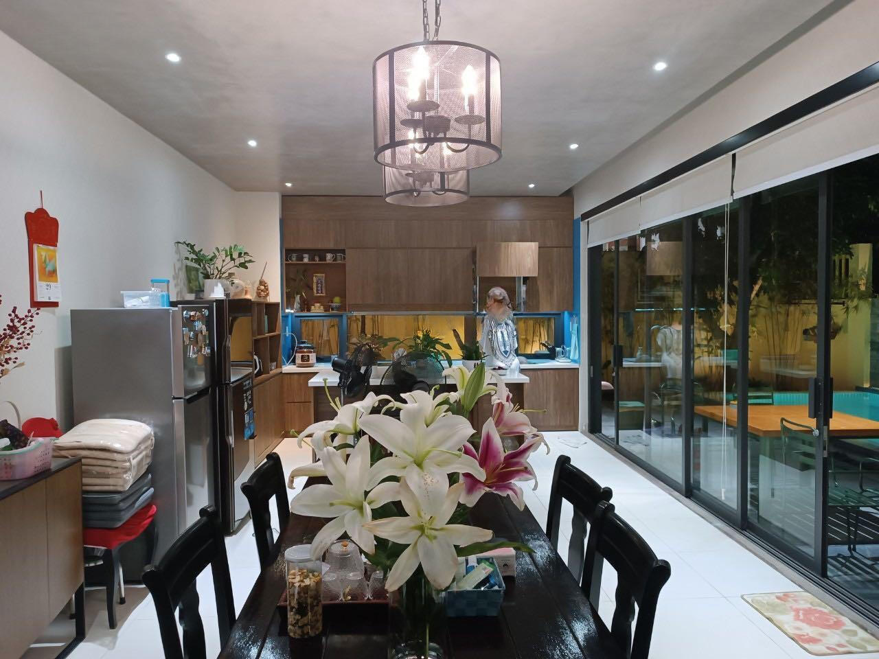 For sale: Euro Village 1 villa, 4-bedroom design, with garden and swimming pool.