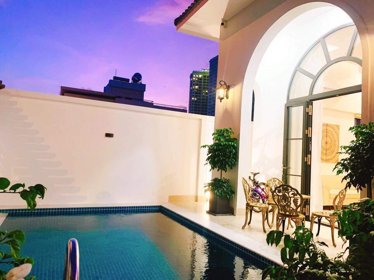 3-Bedroom Pool Villa in Son Tra