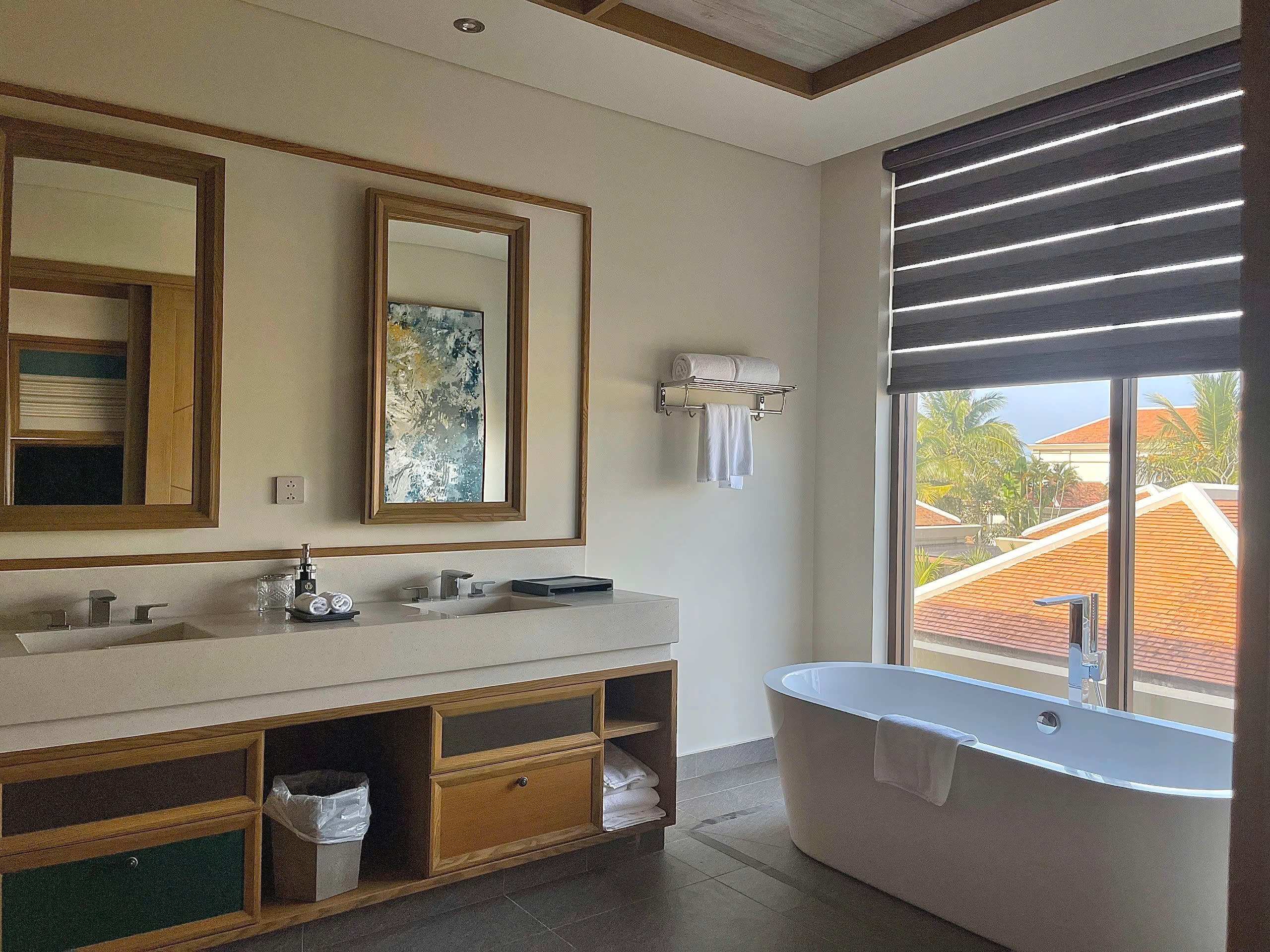 Fusion Resort & Villas Da Nang - Luxury 5-Bedroom Villa for Rent