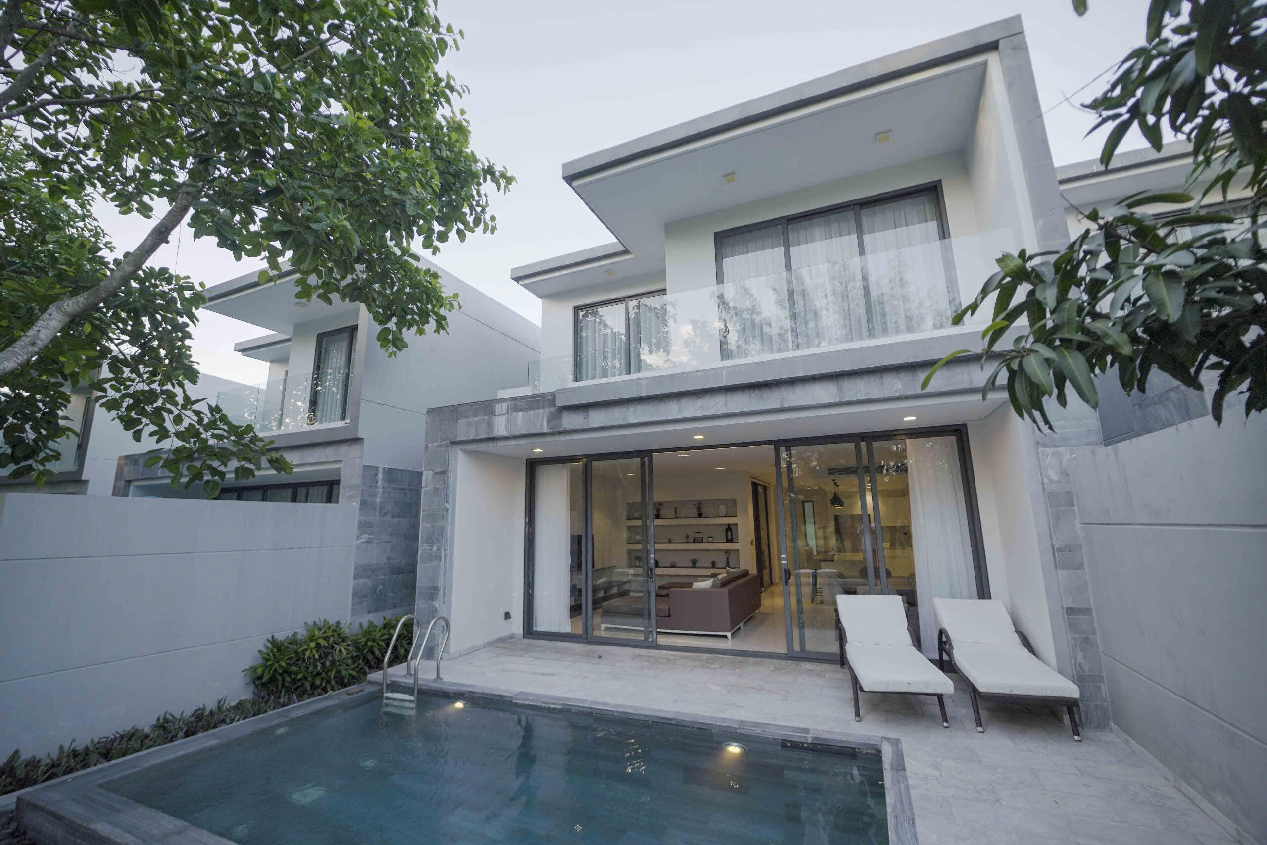 The Point Villa stylish interior and is perfectly suited for families