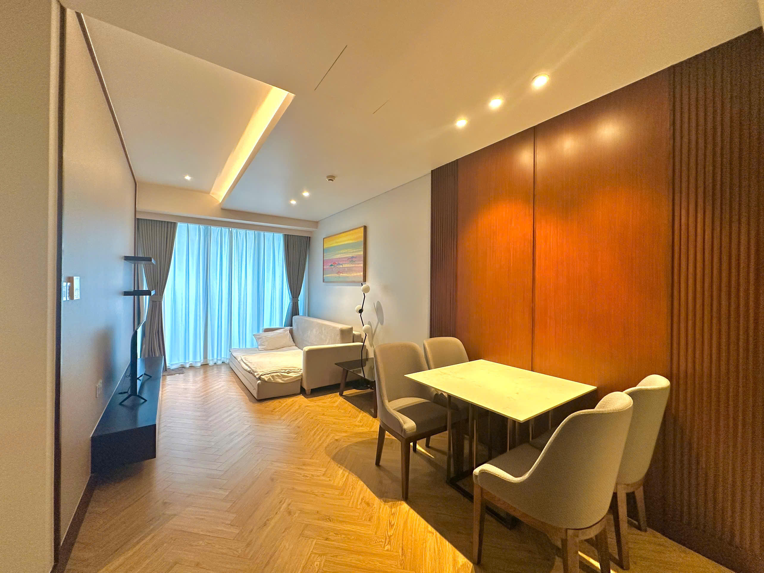 Wyndham Solei - 1 bedroom with a balcony and sea view