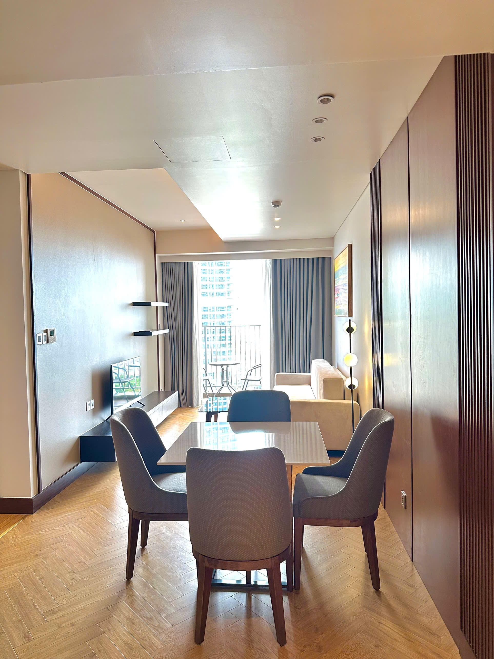 Wyndham Solei - 1 bedroom with a balcony and sea view