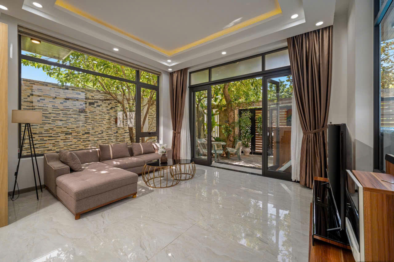 Villa for Rent in Son Tra - Spacious Living with Full Amenities