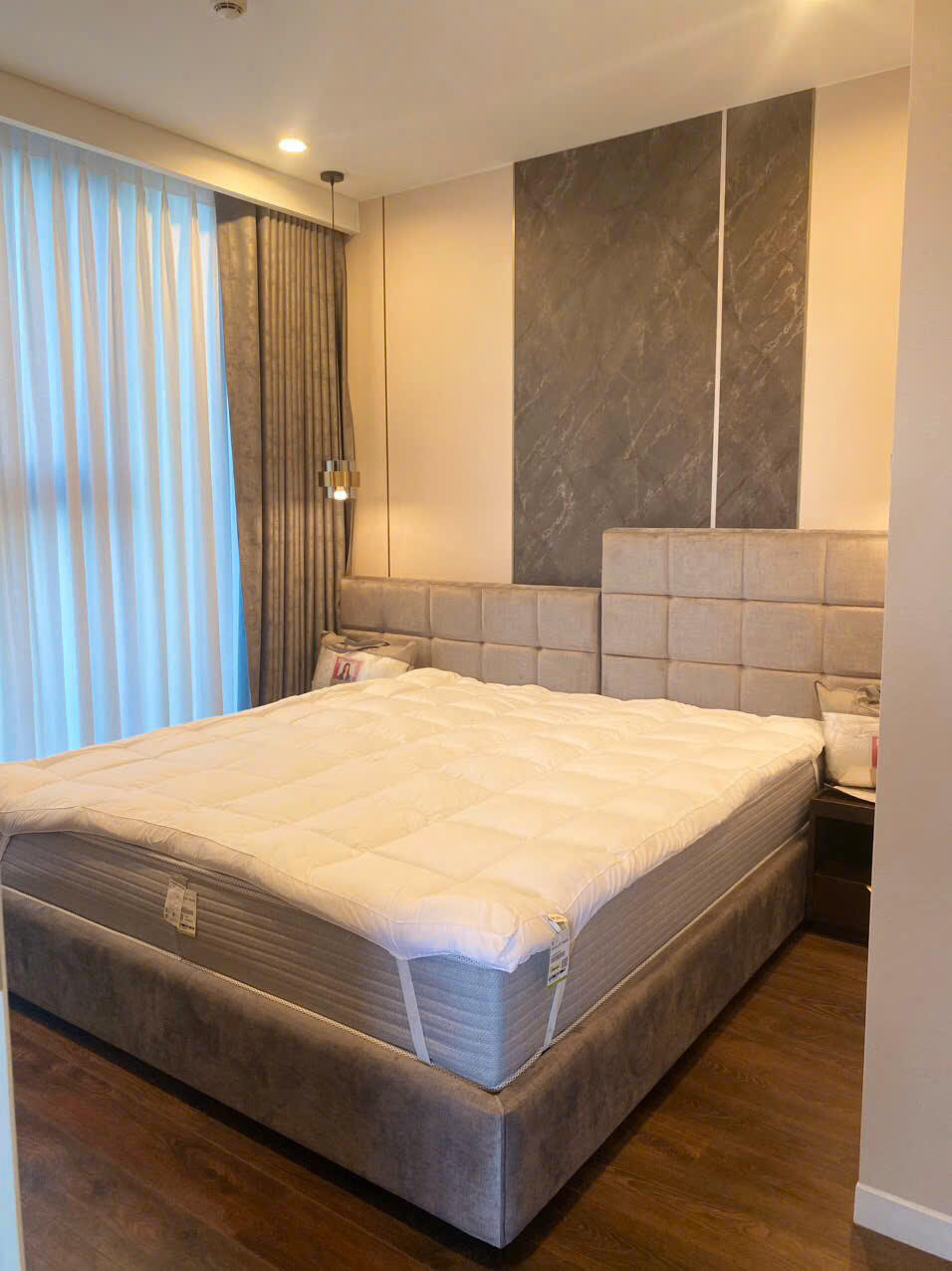 Luxury 2-Bedroom Apartment for Rent at The Filmore - High Floor with Direct River View
