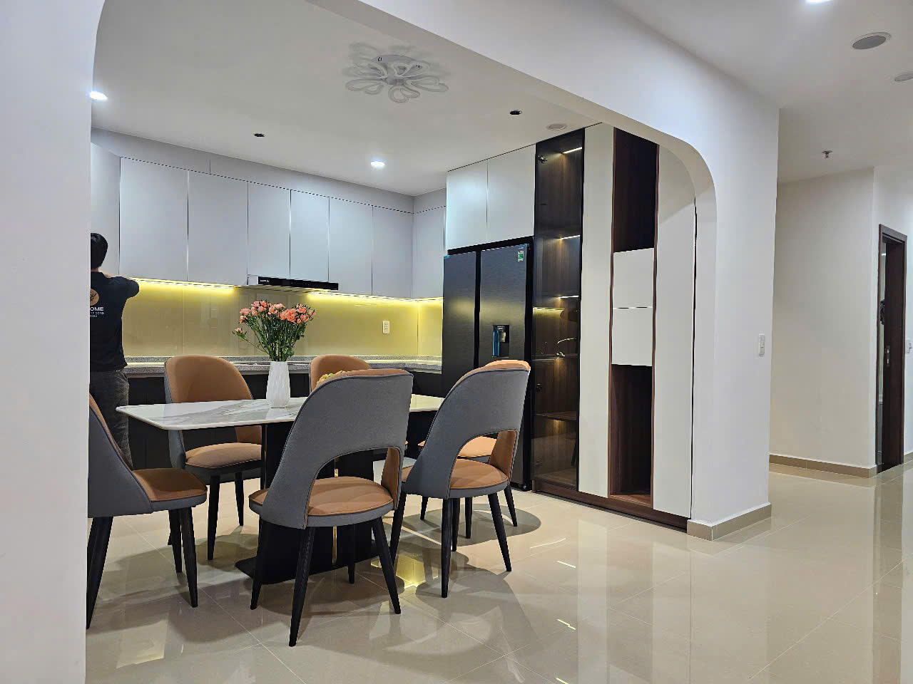 Luxury 3-Bedroom Apartment for Rent at Blooming Tower - Where Nature Meets Elegance