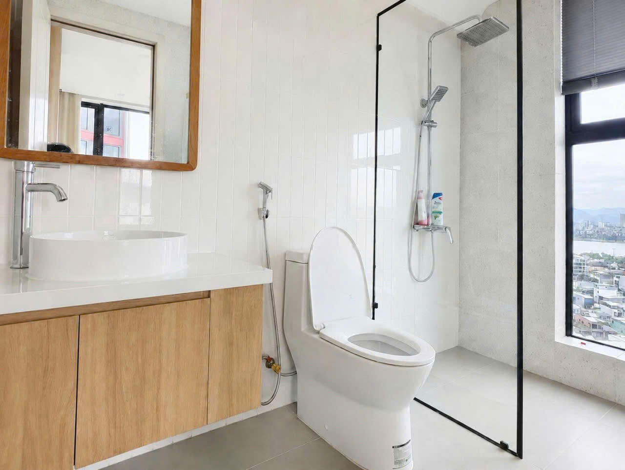 Luxury Corner 2-bedroom Apartment with City and Han River View for Rent at Panoma | High floor