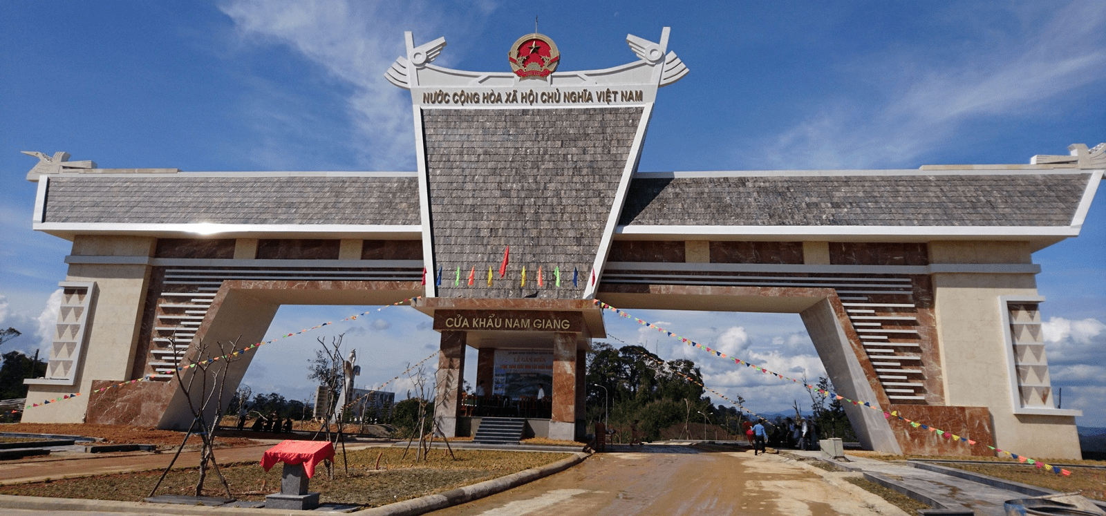 Cửa khẩu Nam Giang chuẩn bị khai trương.png