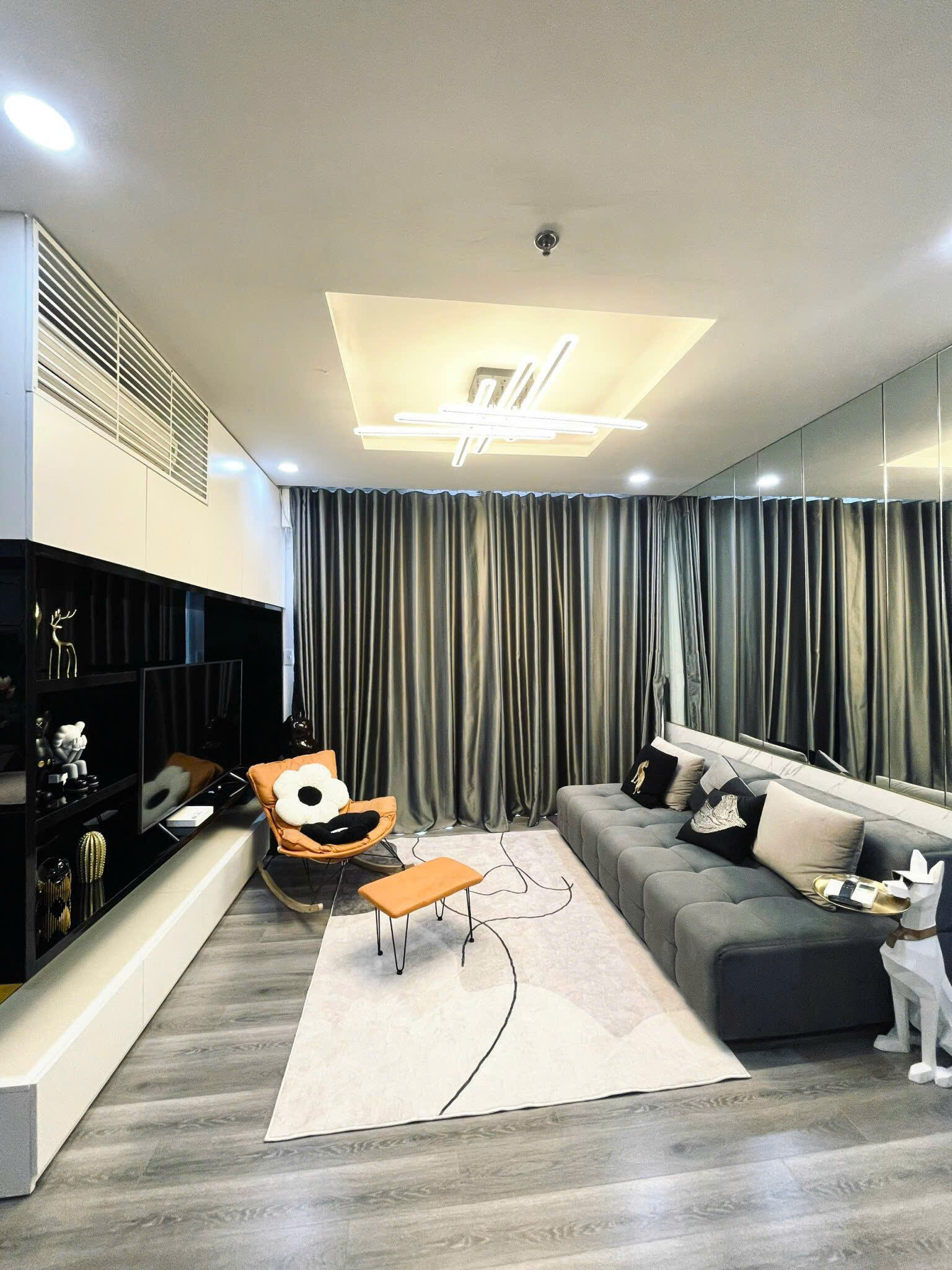 Căn hộ 3 phòng ngủ view Sông Hàn tại Monarchy | Tầng cao