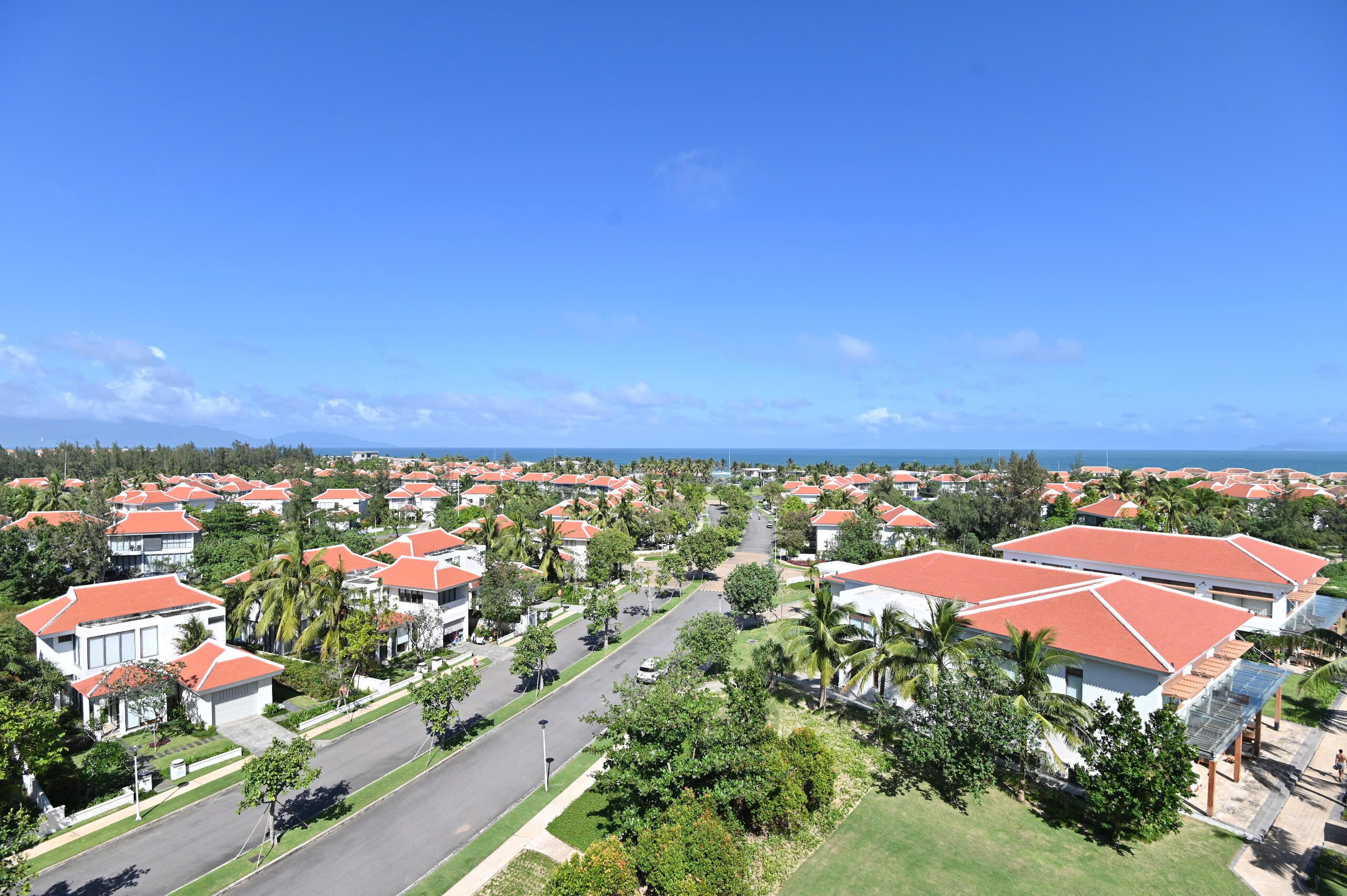 Cho thuê căn Hộ 2 phòng ngủ có ban công view Biển tại The Ocean Suites