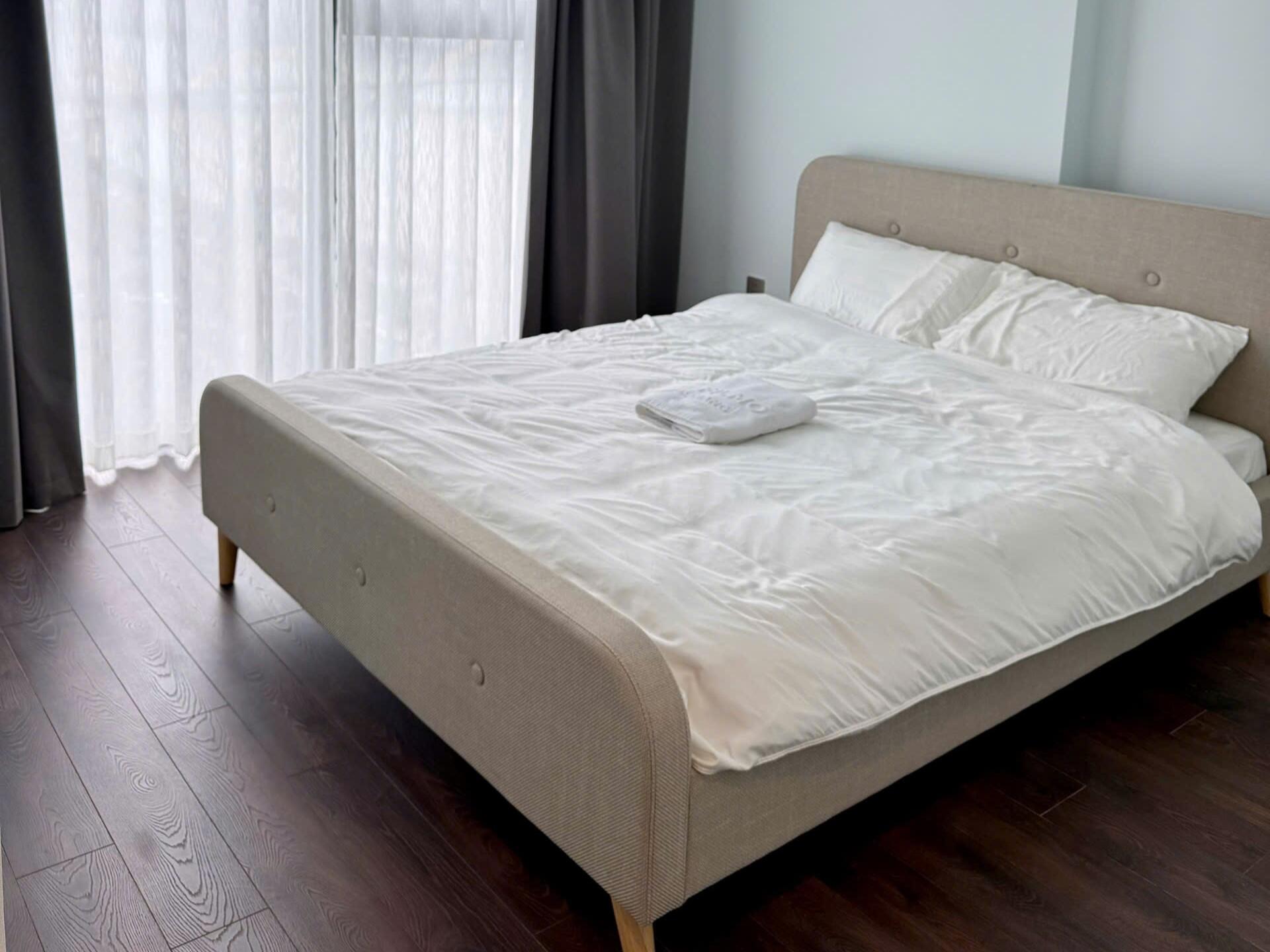 Căn hộ 2 phòng ngủ cao cấp với view thành phố tại The Filmore