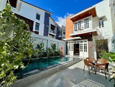 Khám phá nơi nghỉ dưỡng tuyệt vời nhất của bạn: Biệt thự hồ bơi tuyệt đẹp gần Vincom Đà Nẵng