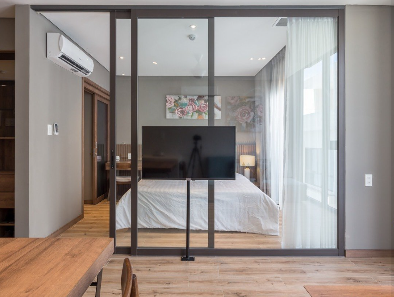 Căn hộ 1 phòng ngủ có bồn tắm gần Lotte Mart