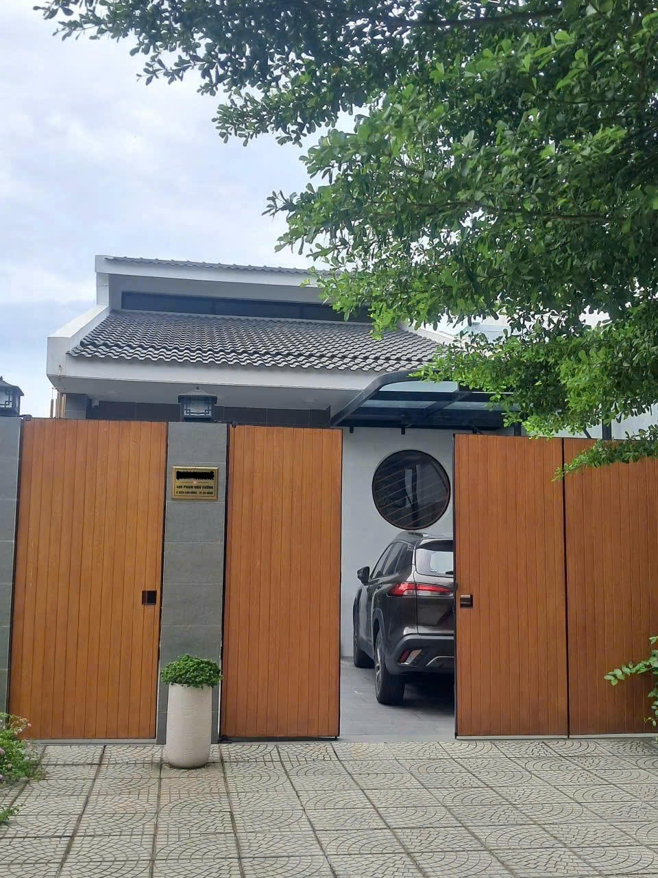 NHÀ 2 PHÒNG NGỦ CHO NUÔI THÚ CƯNG - GẦN FPT CITY