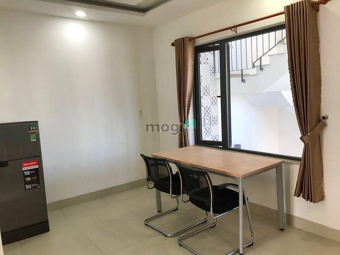 Cho thuê căn hộ 7 phòng ngủ gần bãi biển Sơn Thủy