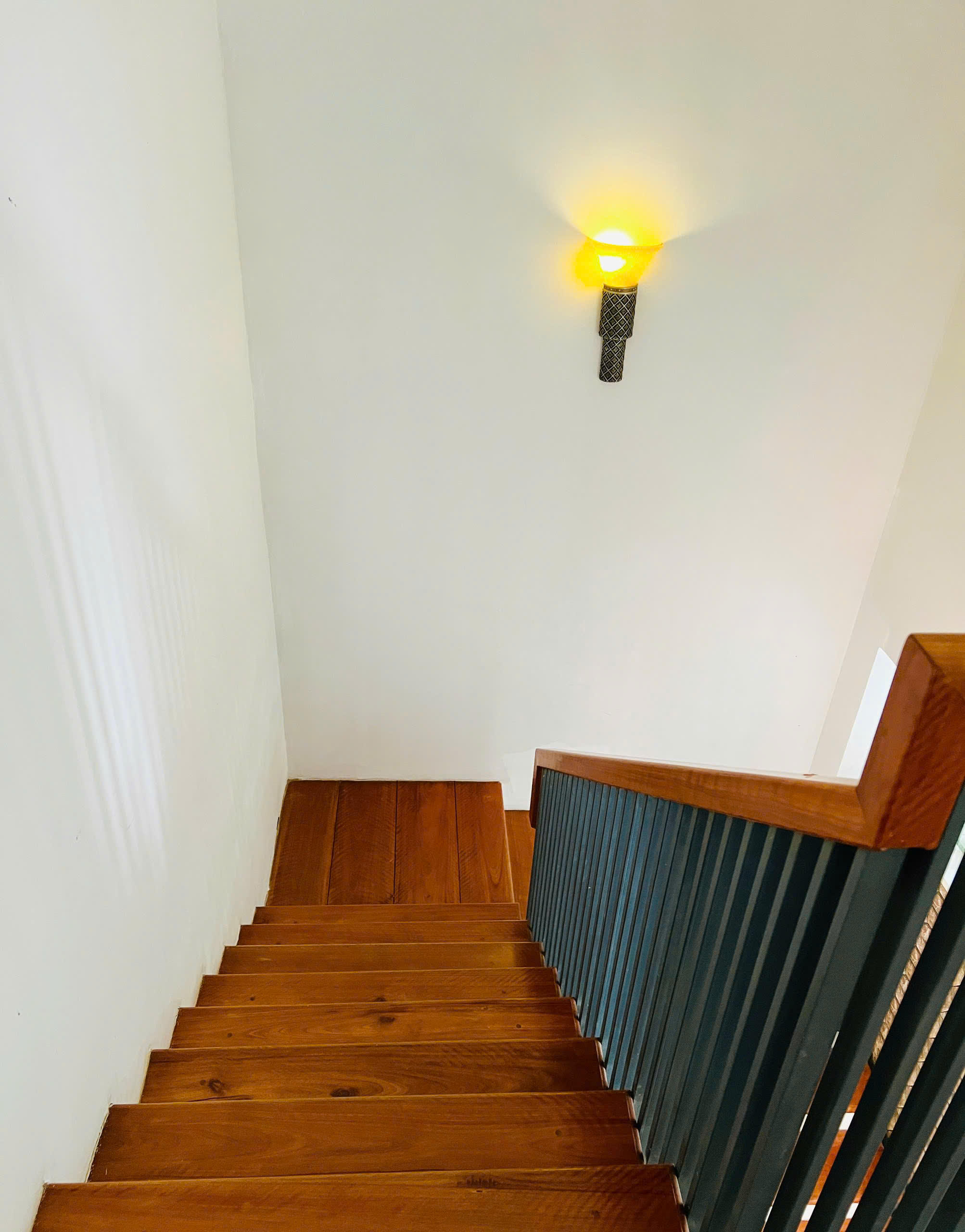 Homestay nguyên căn 4 phòng ngủ gần biển Mỹ Khê 