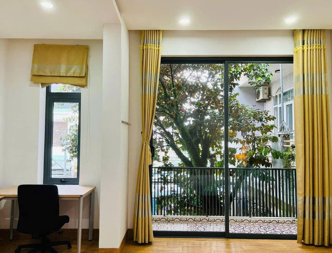 Homestay nguyên căn 4 phòng ngủ gần biển Mỹ Khê 