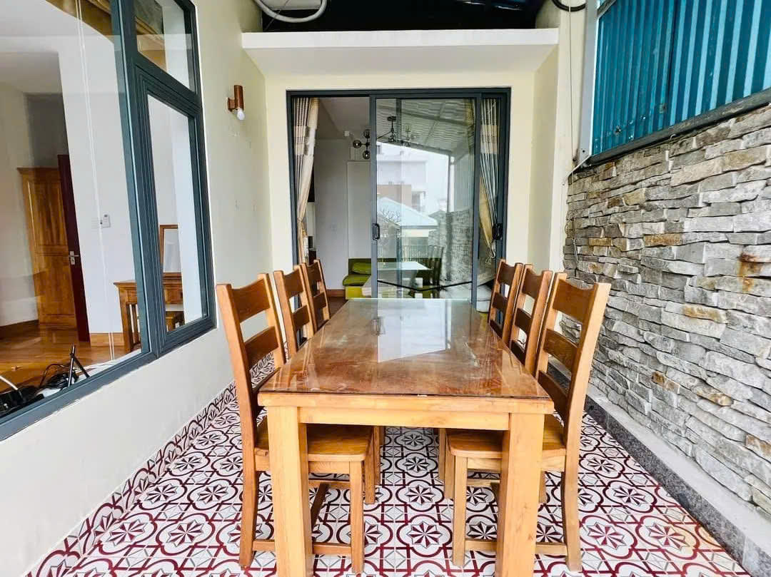 Homestay nguyên căn 4 phòng ngủ gần biển Mỹ Khê 