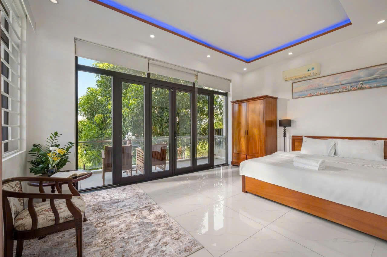 Cho thuê Villa cao cấp view sông tại Sơn Trà - Đà Nẵng 